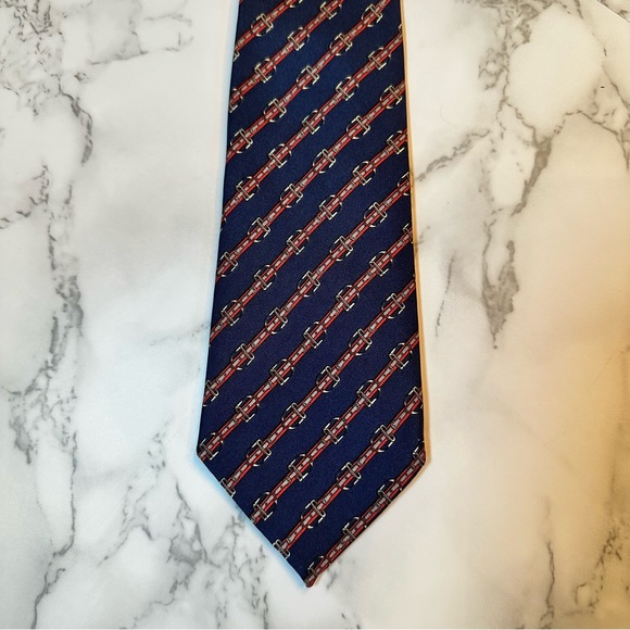 Hermes tie with buckle pattern - Picture 6 of 6